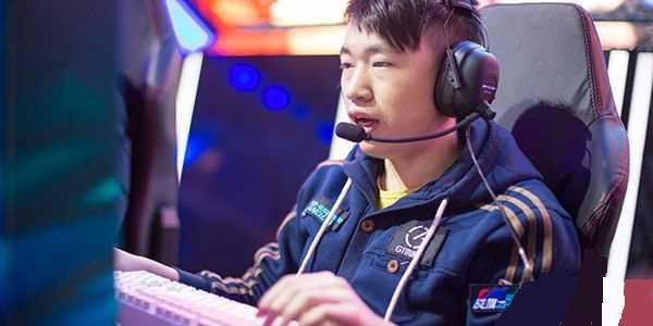 对手利用身 对手利用身