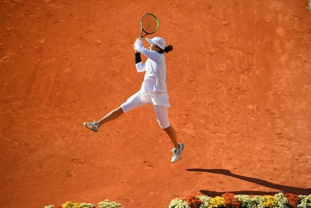 拥有一名高 拥有一名高